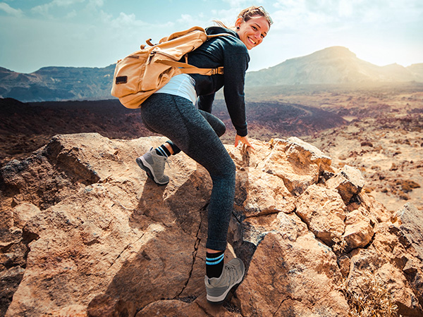NORTIV 8 Adventurer Trekking- en wandelschoenen voor dames, ademende comfortabele dameslaarzen, grijs/blauw, 36.5 EU