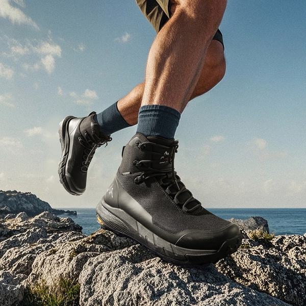 [HydroTrek] Men's High-Top Waterproof Trekking Boots - BLACK - 6