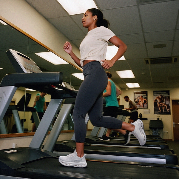 Women’s Slip-On Lightweight Walking Sneakers - WHITE - 7