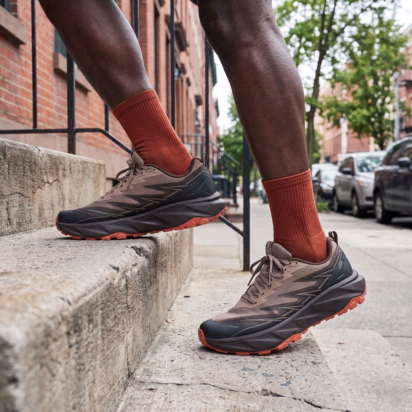 Men's Lightweight Breathable Trail Running Shoes - BLACK/BROWN - 7