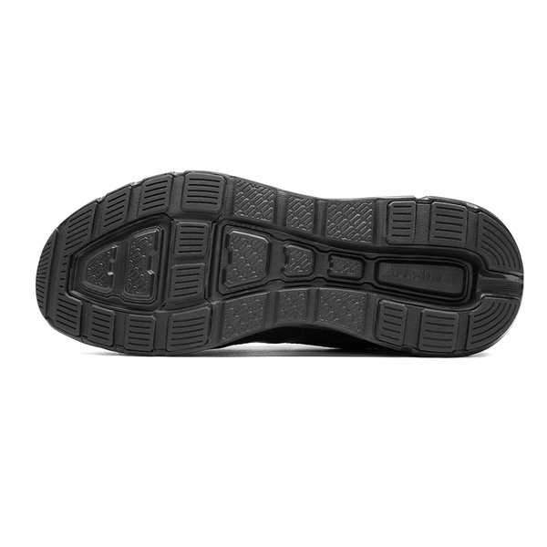[MovePlush] Men's Cushioned Mesh Lifestyle Sneakers - ALL BLACK - 5